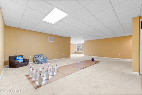 55 Hedgerow Lane Manalapan NJ 07726