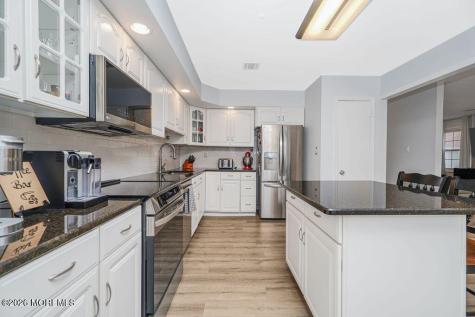 71 Patrick Henry Square Freehold NJ 07728