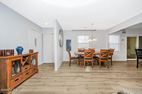 71 Patrick Henry Square Freehold NJ 07728