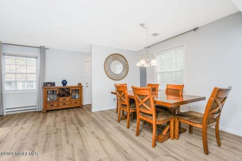 71 Patrick Henry Square Freehold NJ 07728