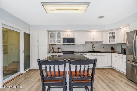 71 Patrick Henry Square Freehold NJ 07728