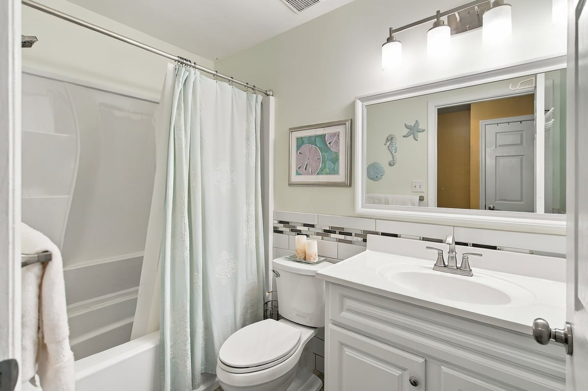 28 Violet Circle Howell NJ 07731