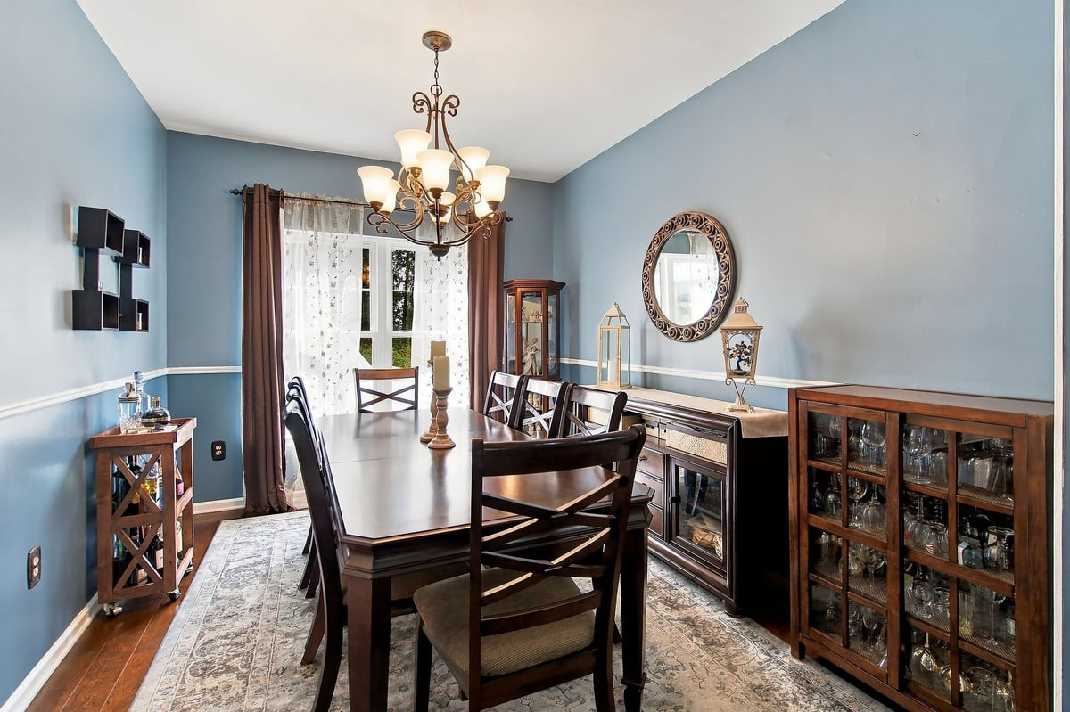 28 Violet Circle Howell NJ 07731