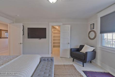 25 Shrewsbury Avenue Highlands NJ 07732