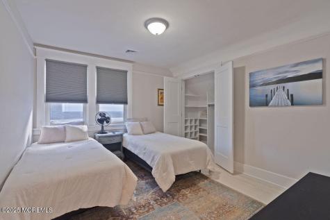25 Shrewsbury Avenue Highlands NJ 07732