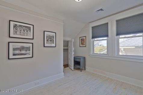 25 Shrewsbury Avenue Highlands NJ 07732