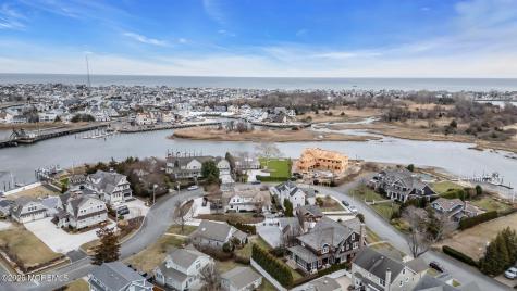 22 Crescent Drive Brielle NJ 08730