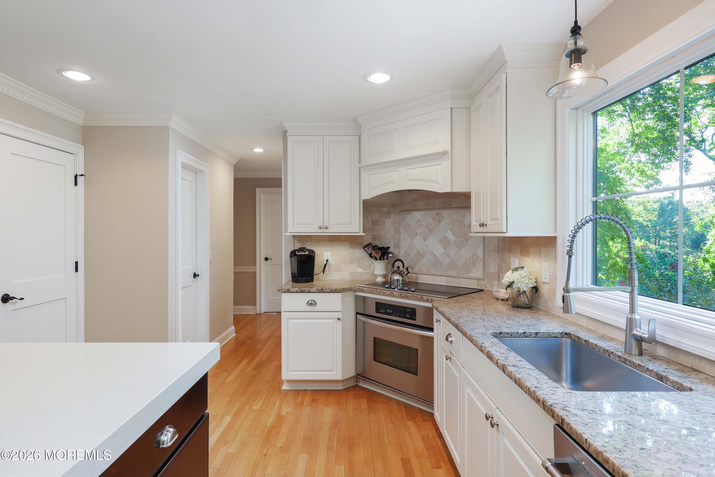15 Hancock Lane Middletown NJ 07748