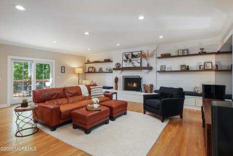 15 Hancock Lane Middletown NJ 07748