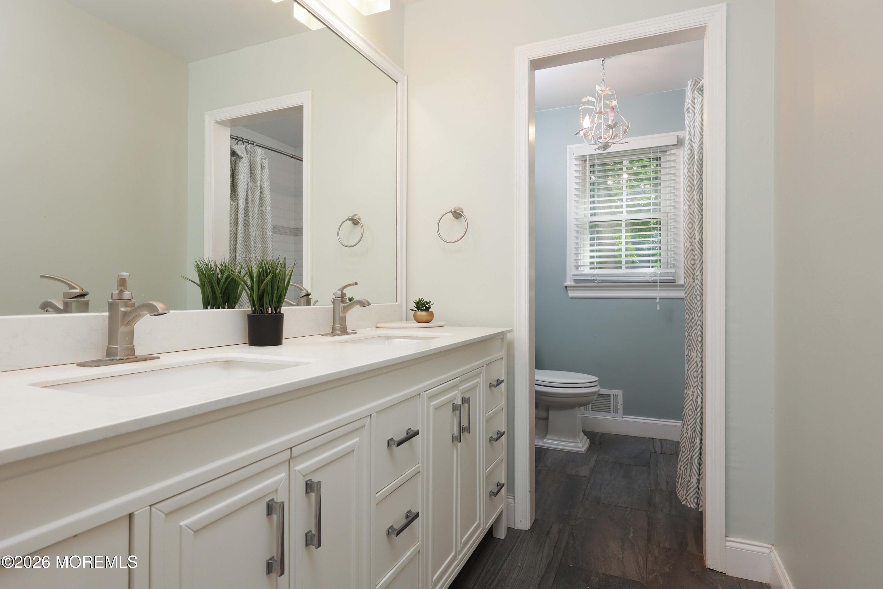 15 Hancock Lane Middletown NJ 07748