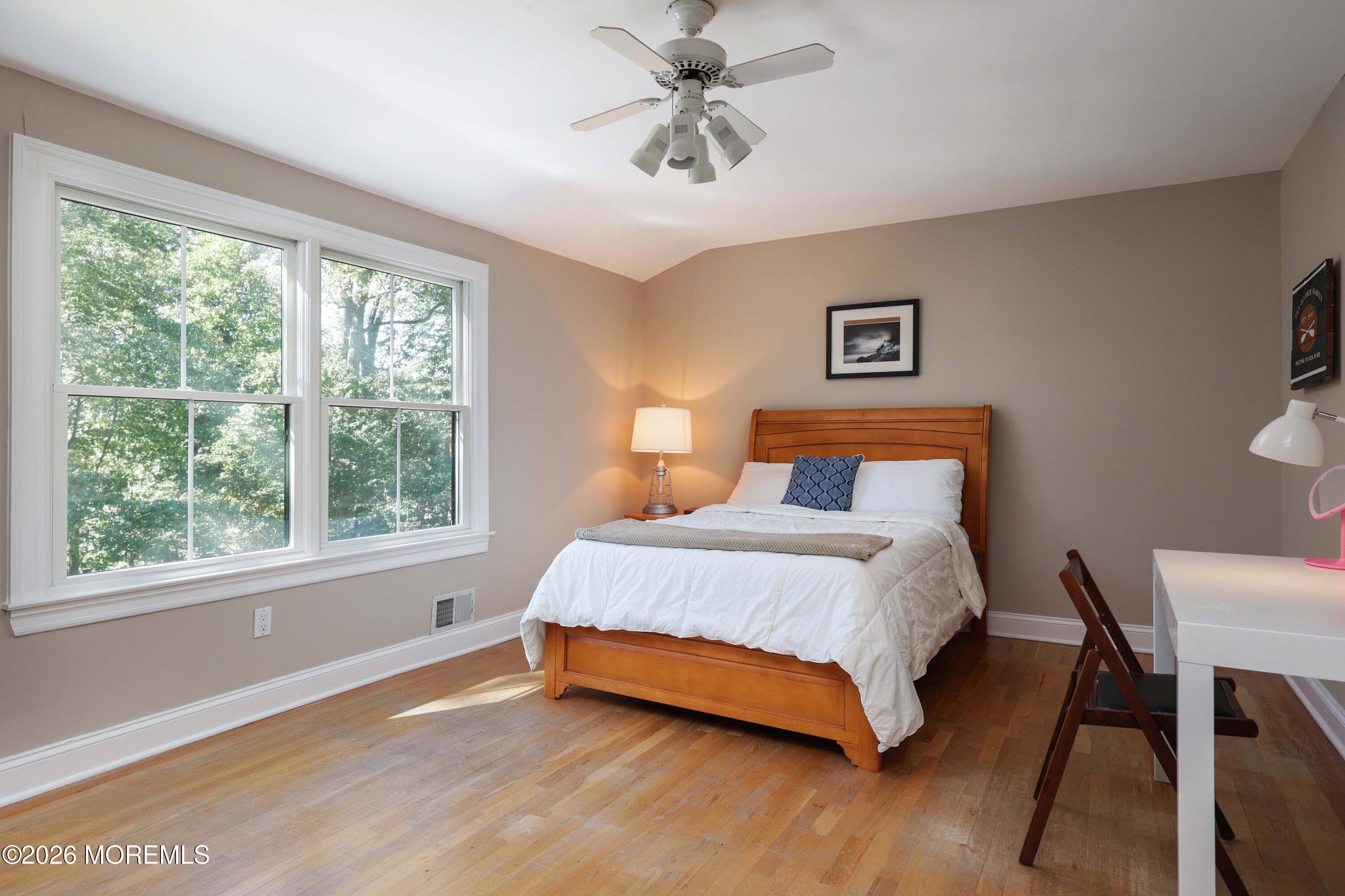 15 Hancock Lane Middletown NJ 07748