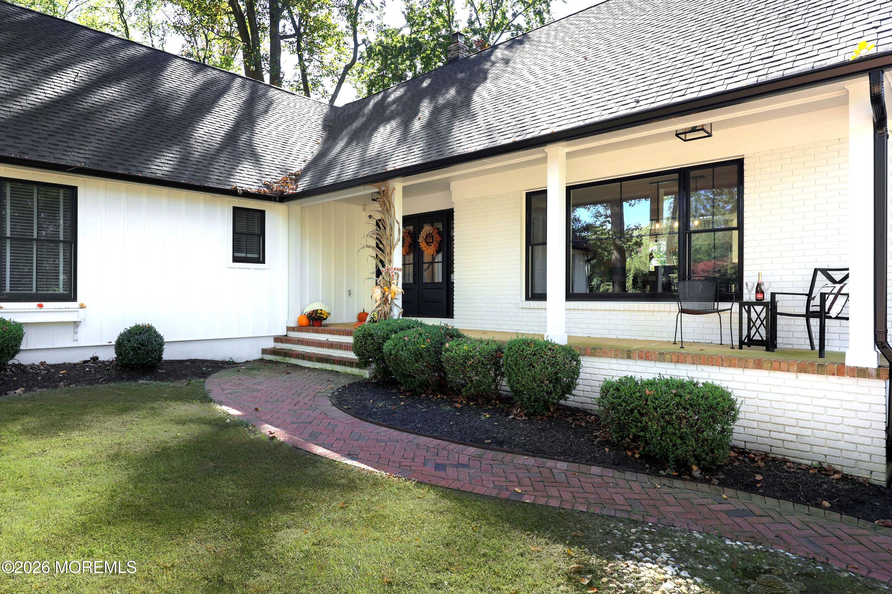 15 Hancock Lane Middletown NJ 07748