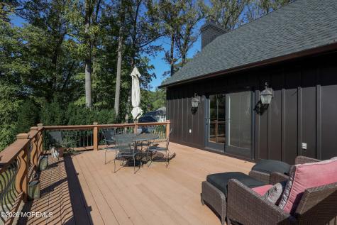 15 Hancock Lane Middletown NJ 07748