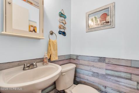 641 Seventh Avenue Toms River NJ 08757