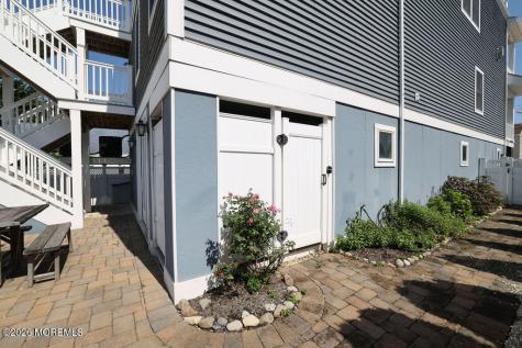 214 Iroquois Avenue Beach Haven NJ 08008