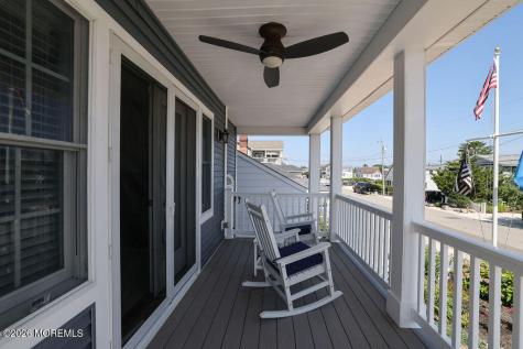 214 Iroquois Avenue Beach Haven NJ 08008