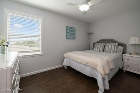 214 Iroquois Avenue Beach Haven NJ 08008