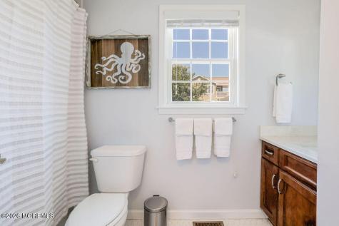 214 Iroquois Avenue Beach Haven NJ 08008