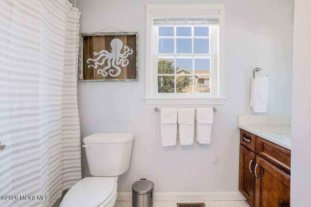 214 Iroquois Avenue Beach Haven NJ 08008