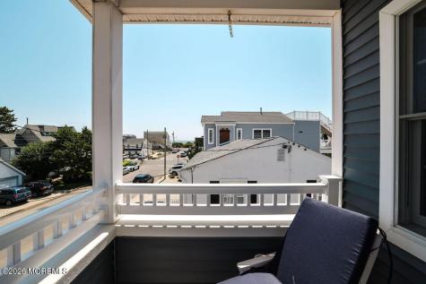 214 Iroquois Avenue Beach Haven NJ 08008