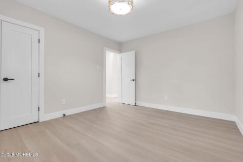9 14th Street Folsom NJ 08037