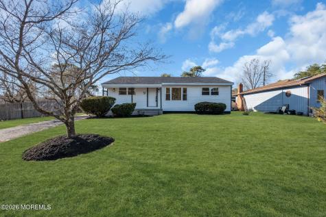 9 14th Street Folsom NJ 08037