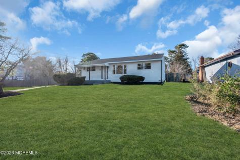 9 14th Street Folsom NJ 08037