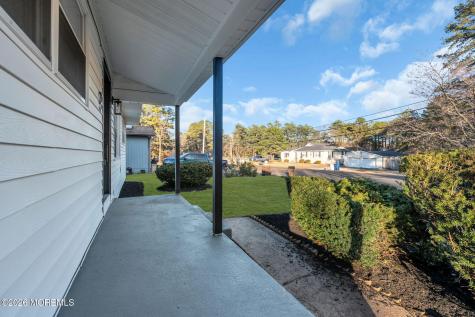 9 14th Street Folsom NJ 08037
