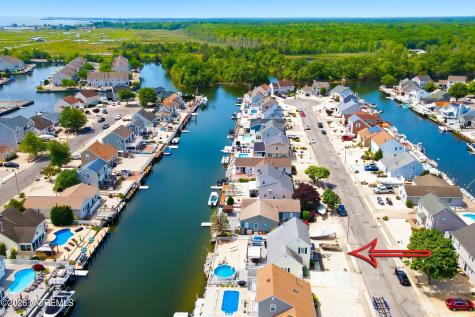 77 Wind Jammer Court Bayville NJ 08721