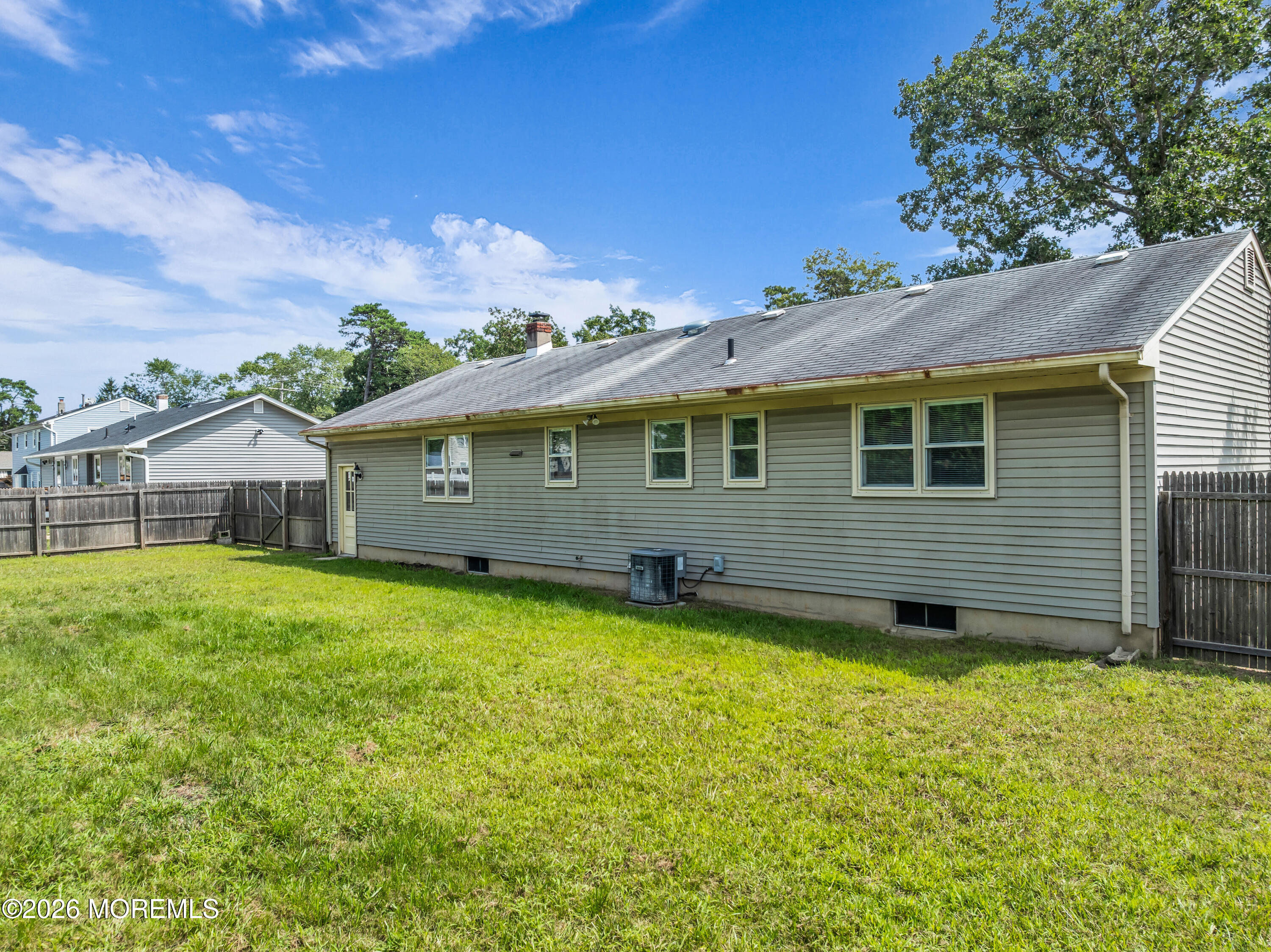 1118 Longboat Avenue Beachwood NJ 08722