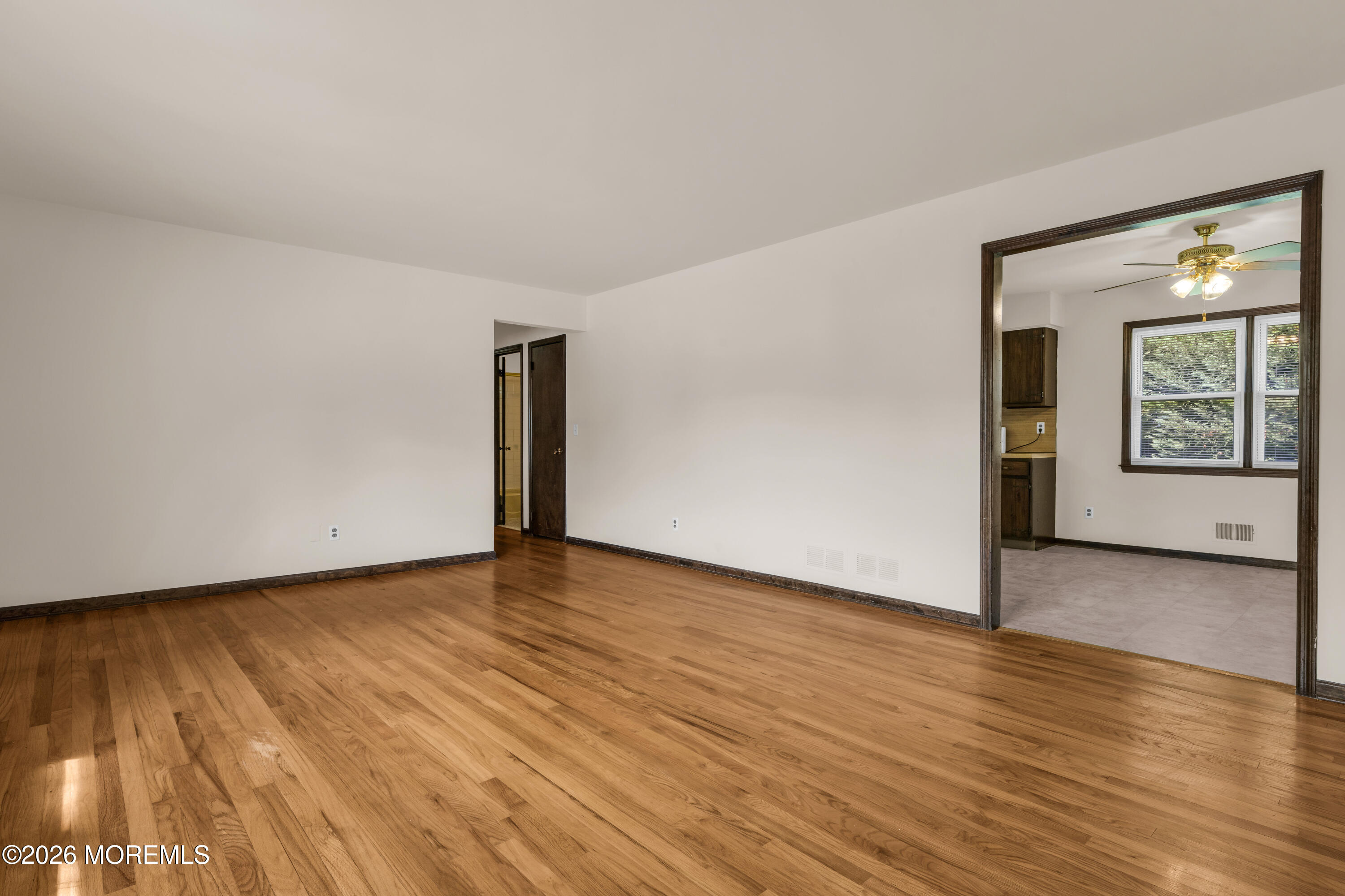 1118 Longboat Avenue Beachwood NJ 08722
