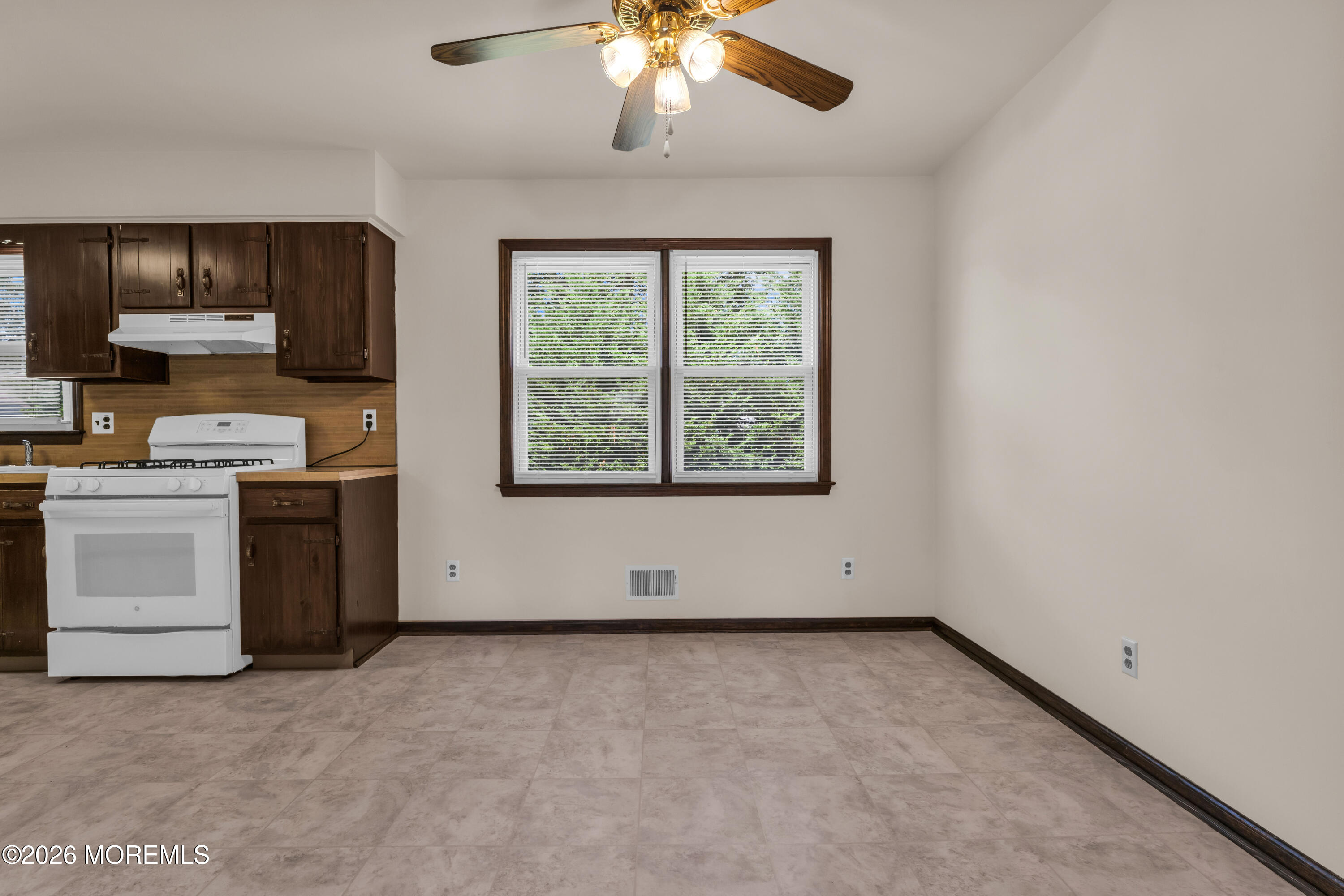 1118 Longboat Avenue Beachwood NJ 08722