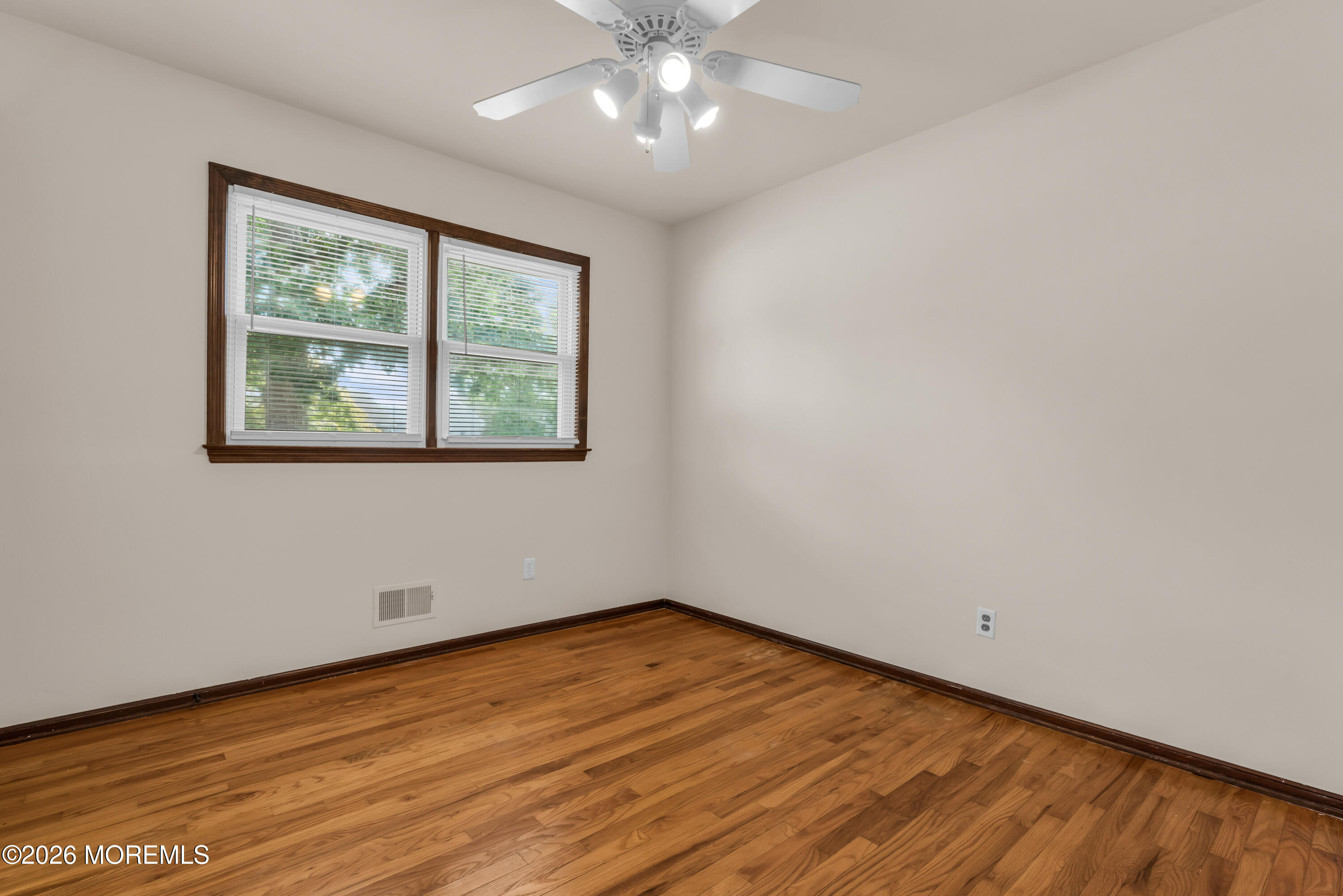 1118 Longboat Avenue Beachwood NJ 08722