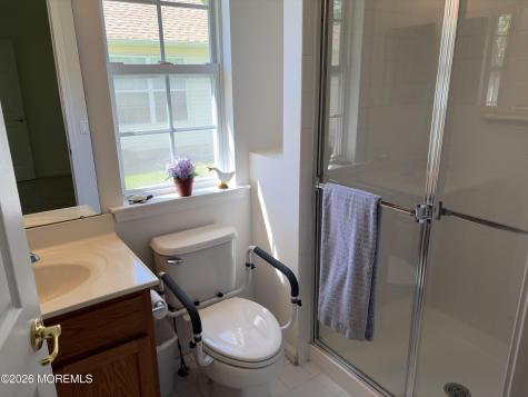 35 Meadows Lane Whiting NJ 08759
