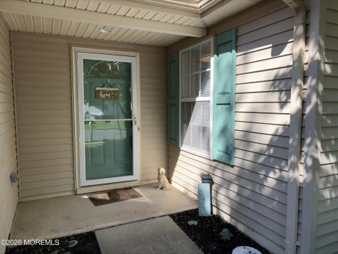 35 Meadows Lane Whiting NJ 08759