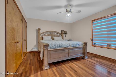 8 Ross Court Oakhurst NJ 07755