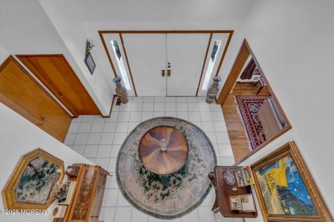 8 Ross Court Oakhurst NJ 07755
