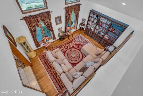 8 Ross Court Oakhurst NJ 07755