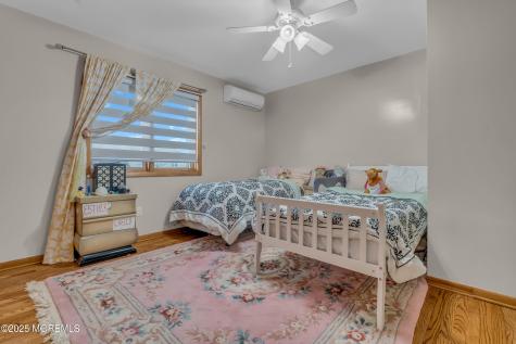 8 Ross Court Oakhurst NJ 07755