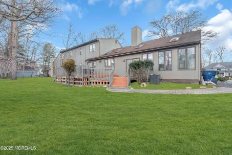 8 Ross Court Oakhurst NJ 07755
