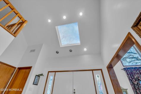 8 Ross Court Oakhurst NJ 07755