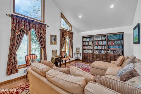 8 Ross Court Oakhurst NJ 07755