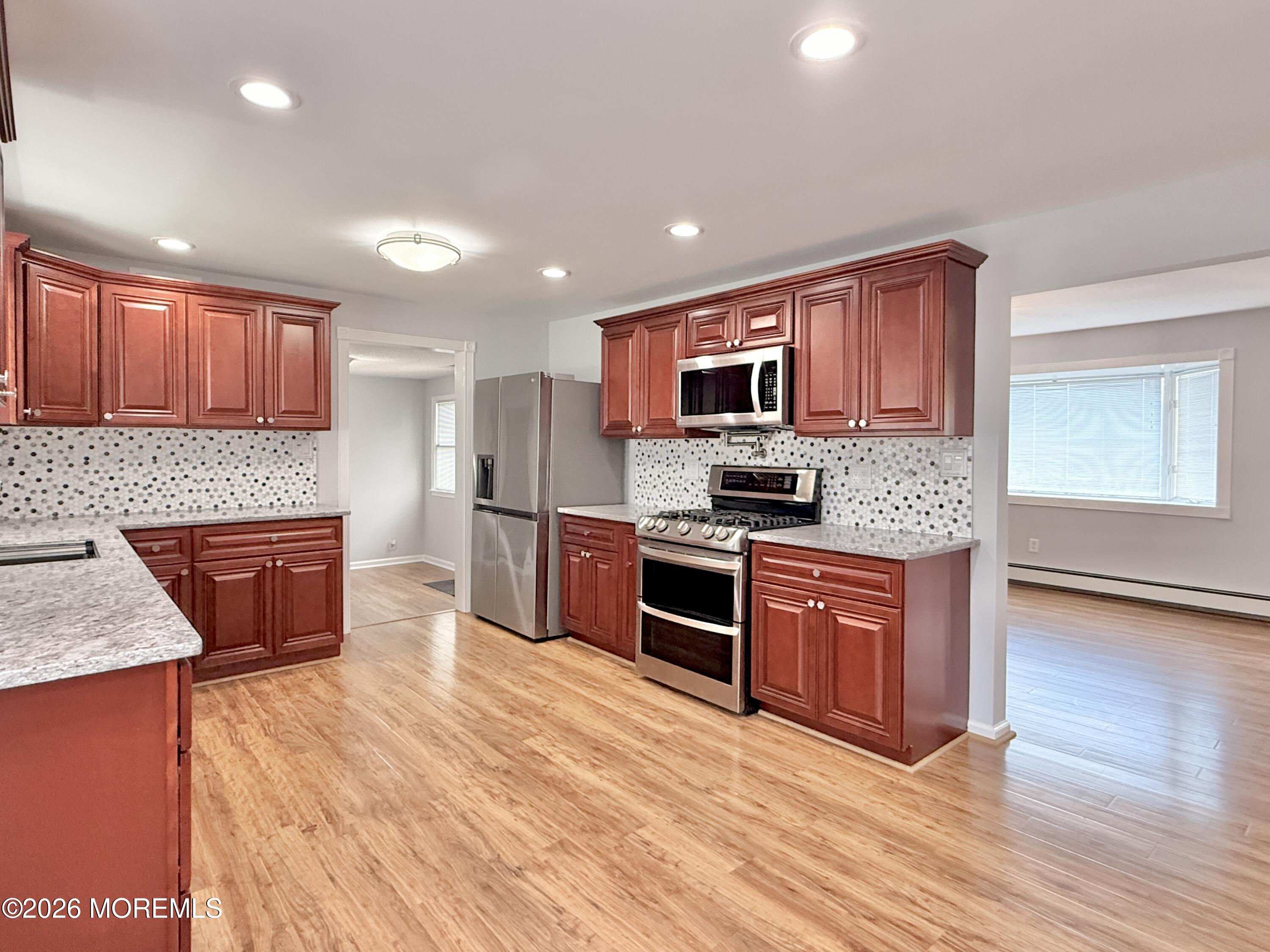 27 3rd Avenue Toms River NJ 08757