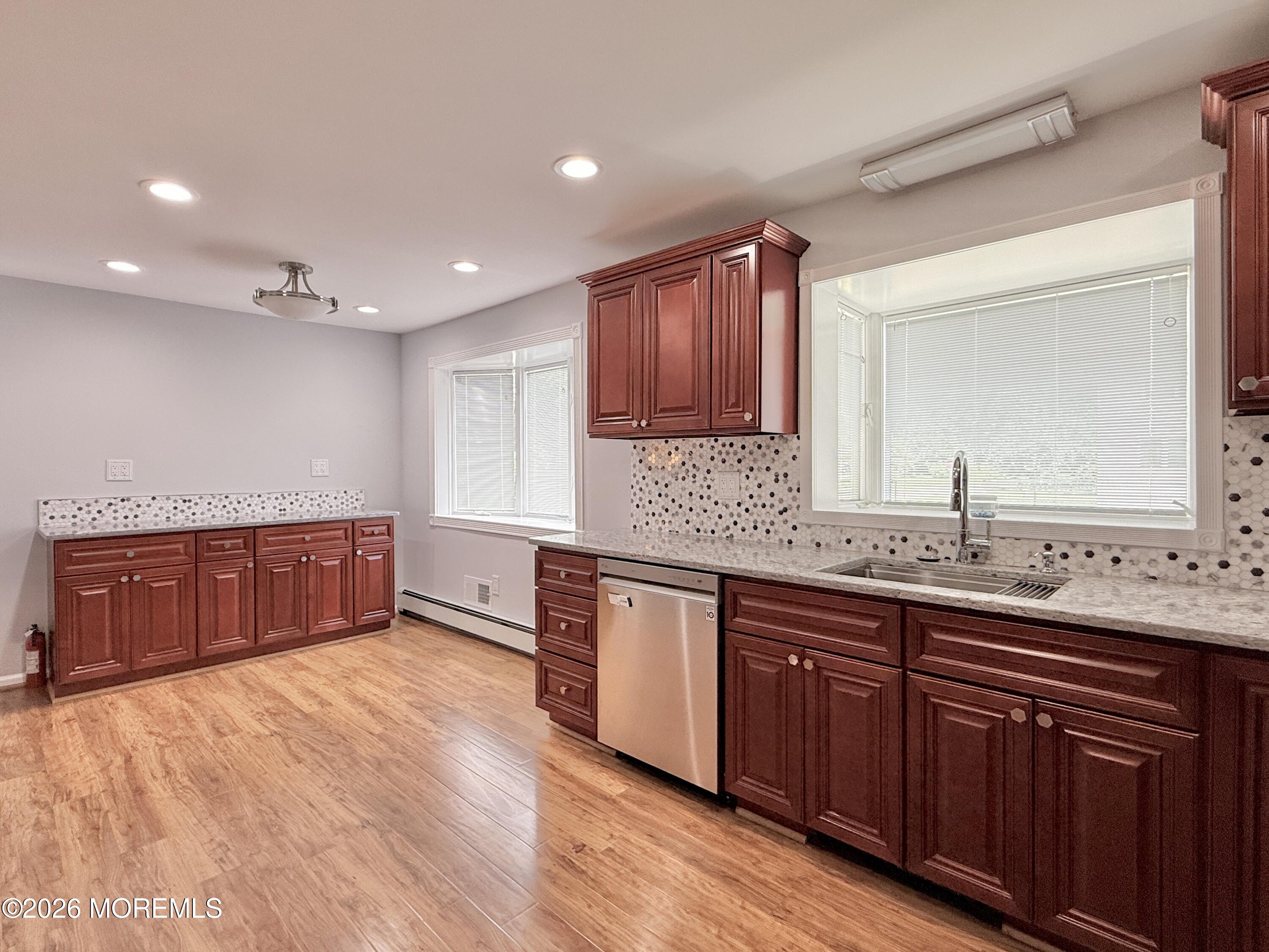 27 3rd Avenue Toms River NJ 08757