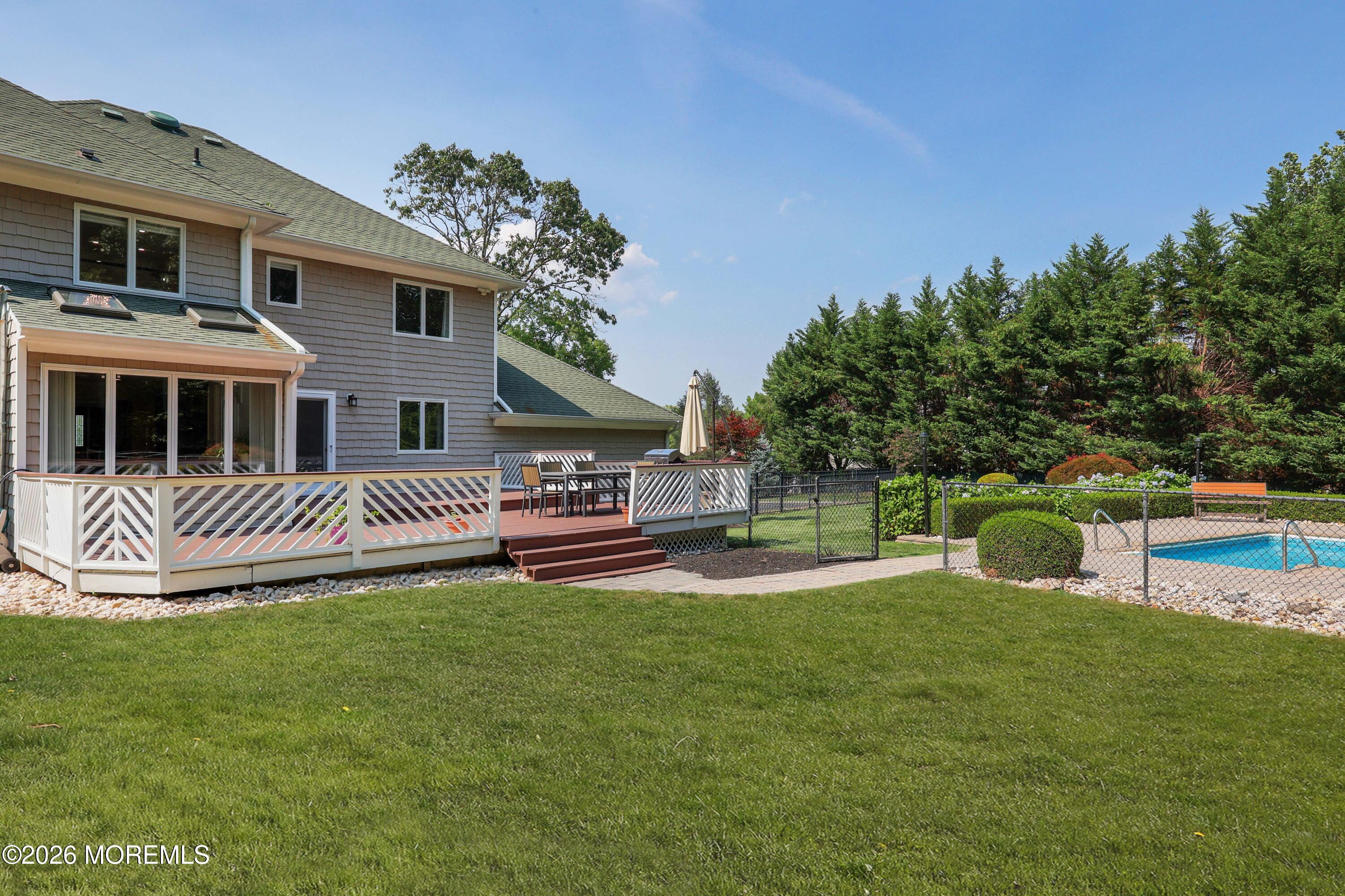 16 Woodhollow Drive Holmdel NJ 07733