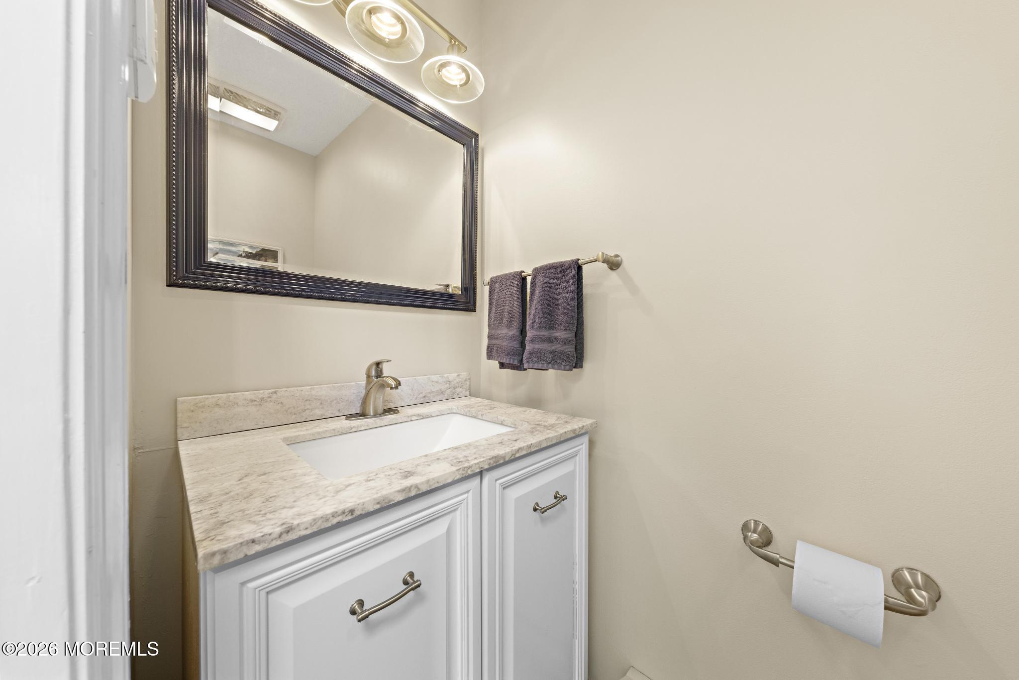 112 Eliza Lane Manahawkin NJ 08050