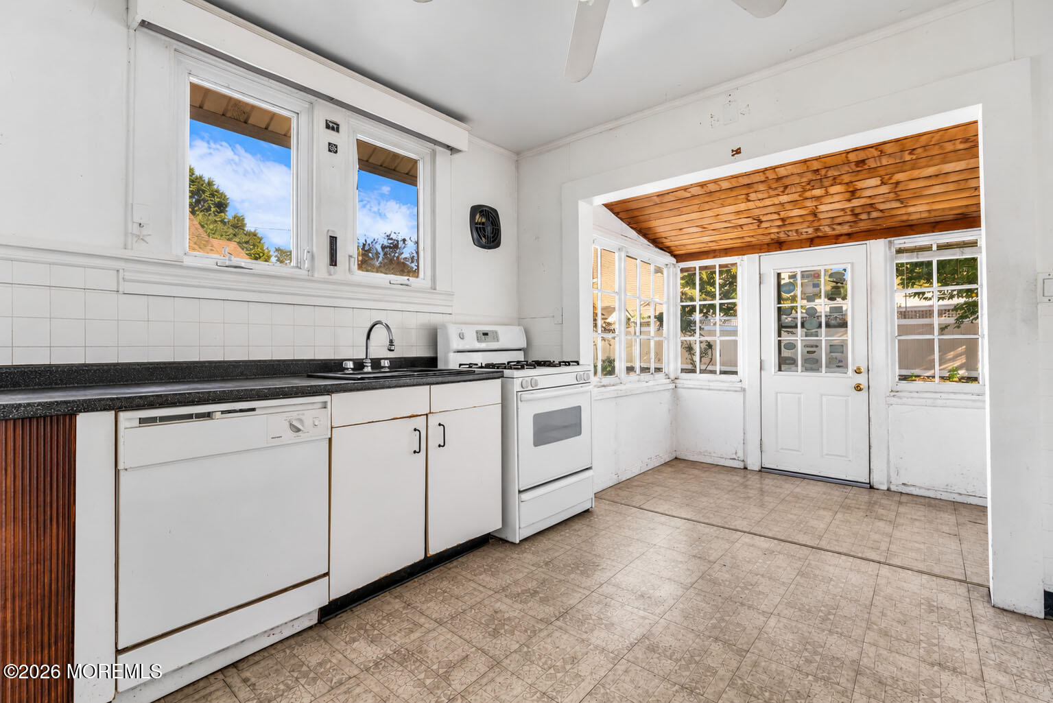 38 East Avenue Atlantic Highlands NJ 07716