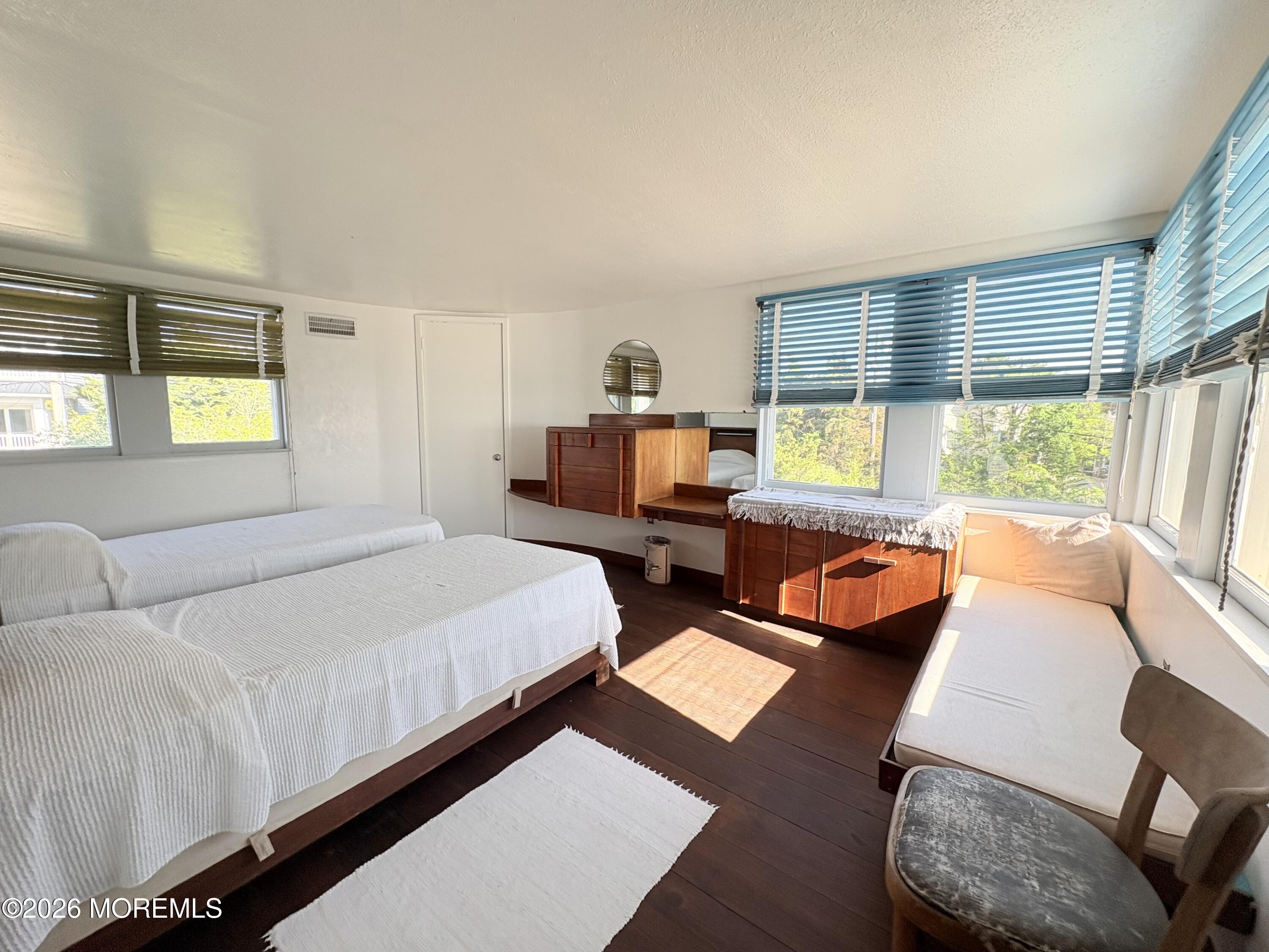 8202 Bay Terrace Harvey Cedars NJ 08008