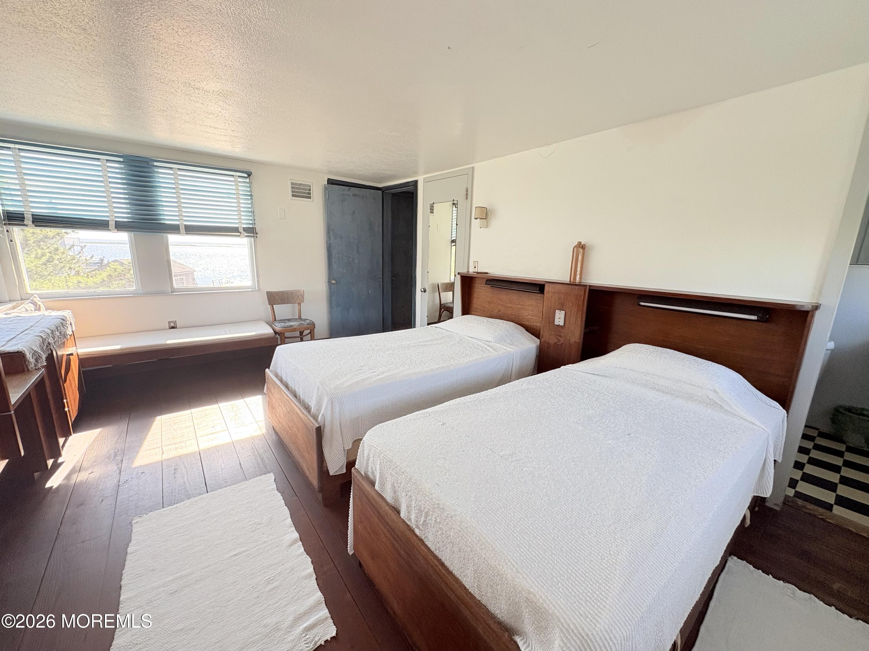 8202 Bay Terrace Harvey Cedars NJ 08008