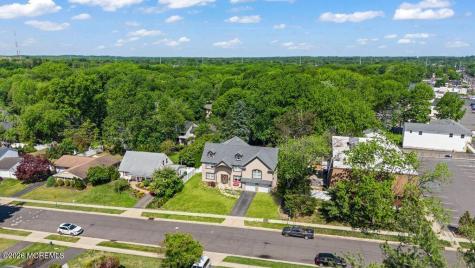 101 Oxford Lane Matawan NJ 07747